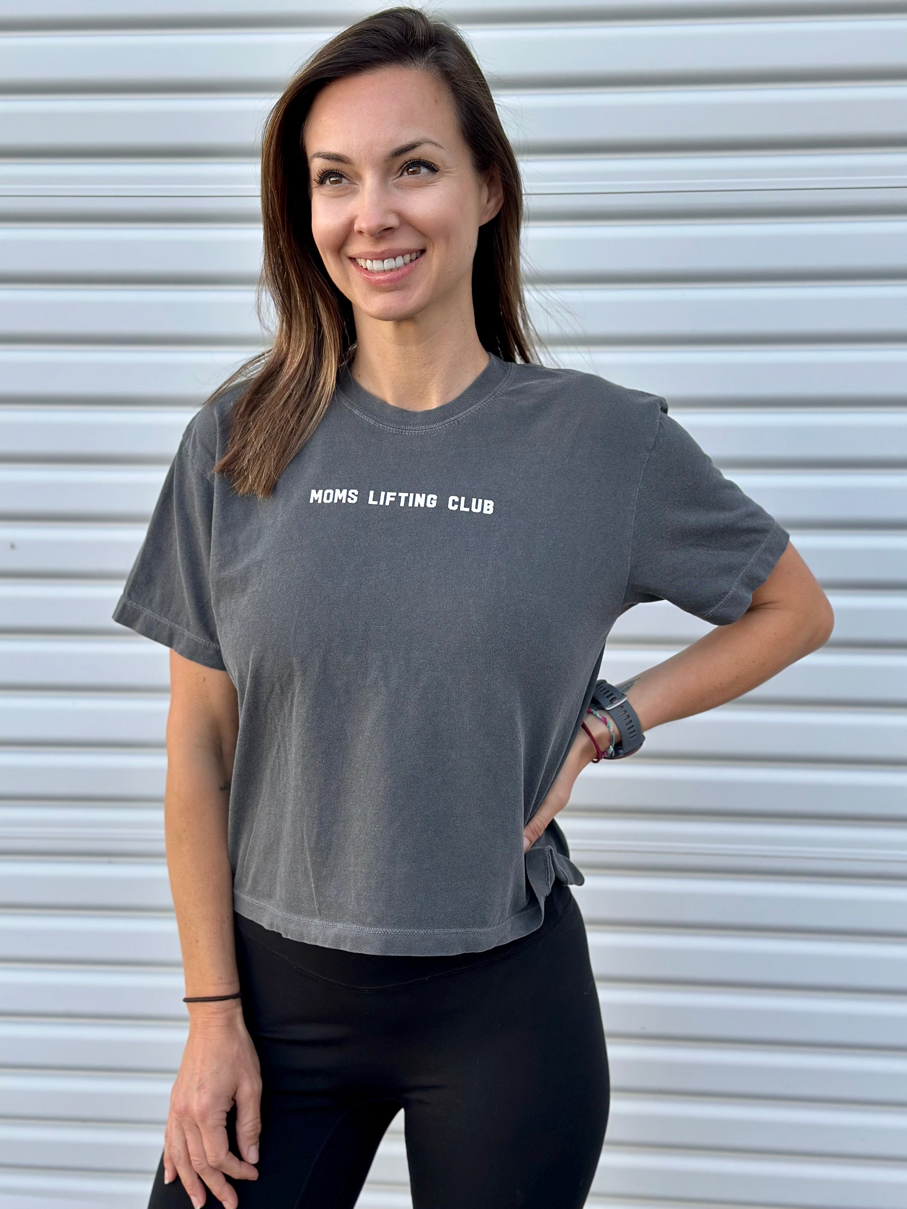 Moms Lifting Club Oversized Heavyweight Shirt