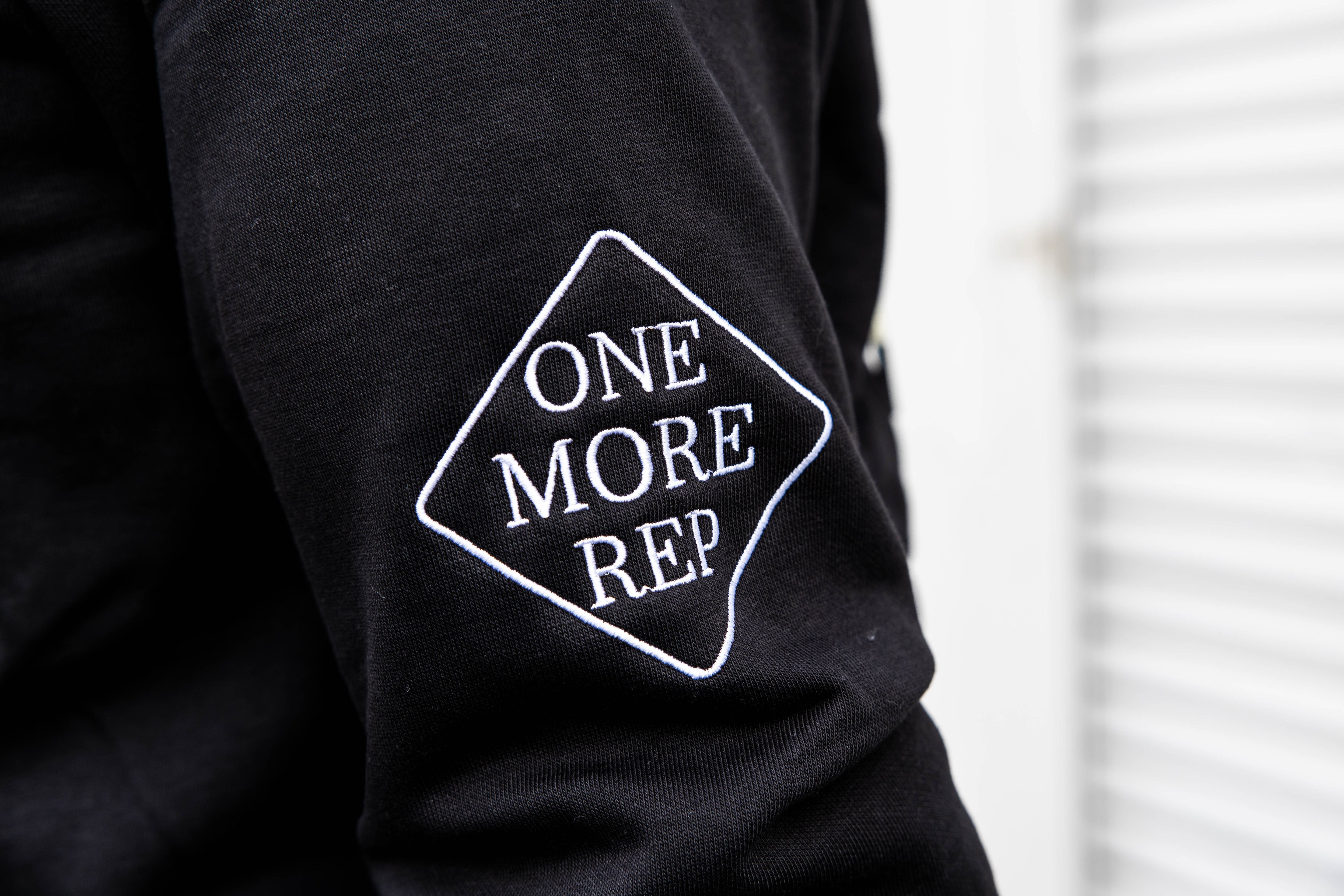 Dads Lifting Club Zip Up Hoodie