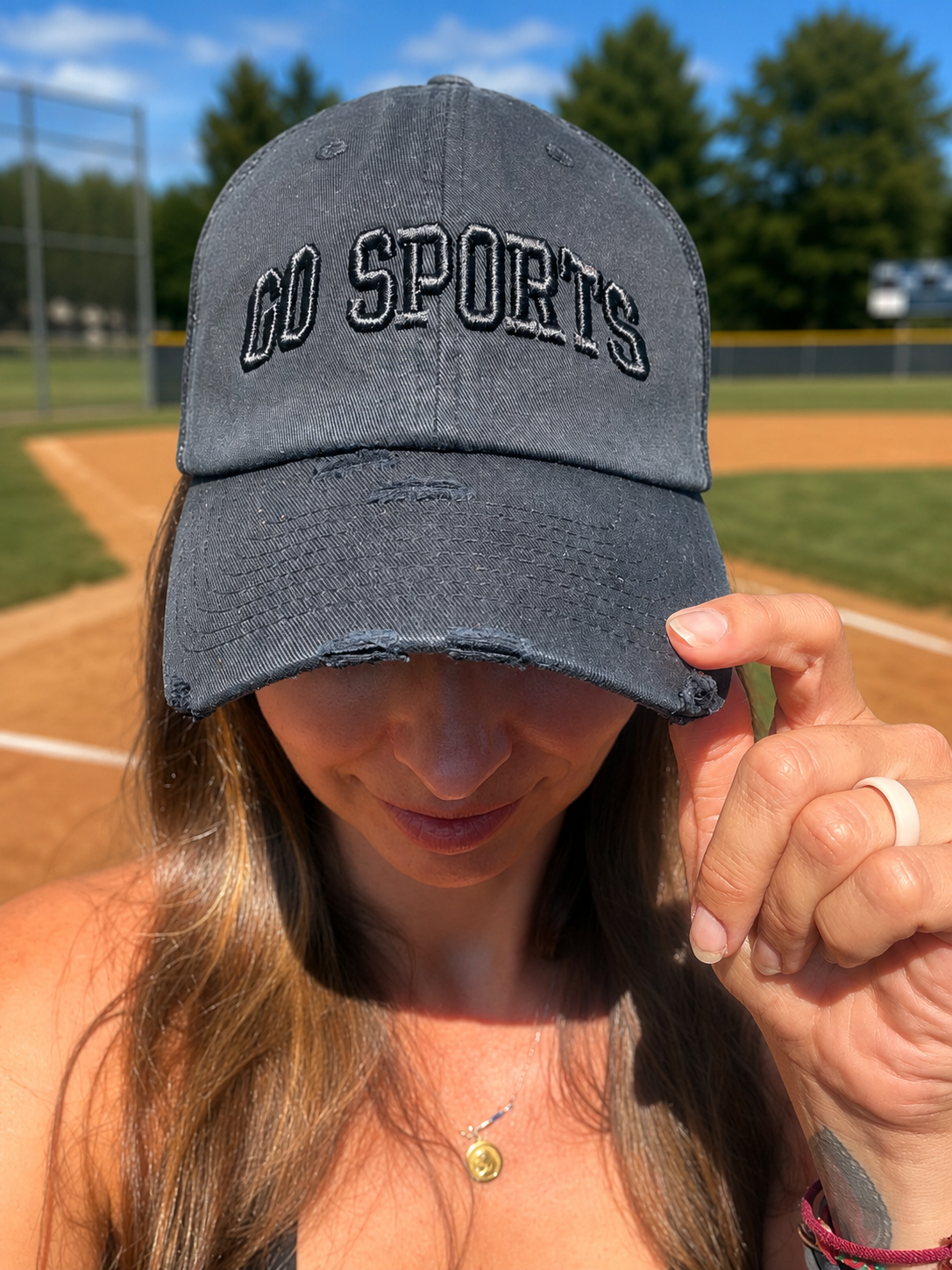 GO SPORTS Vintage Trucker Snapback