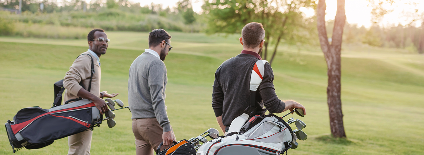 9 Golf Gift Ideas for Dad's Who Golf